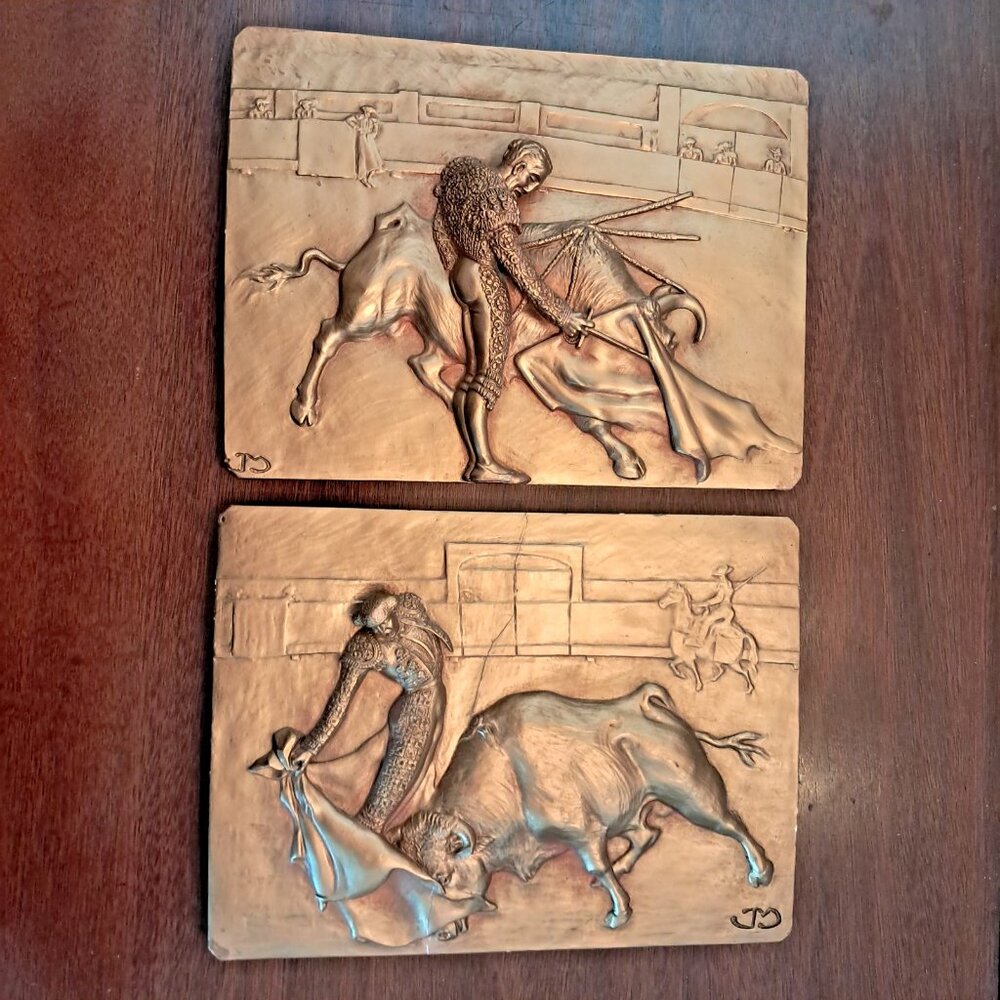 Vtg 1963 Symphonic Art Corp Chalkware Bullfighter Matador Wall Plaque Set 11x8.5